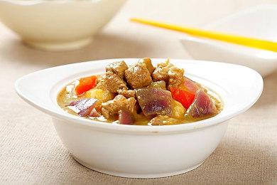 更像重制 《最终幻想7：核心危机 重聚》与原作对比